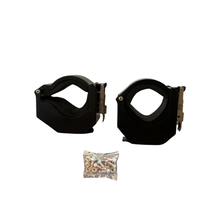 Heavy duty mounting clamps for hydraulic Jack