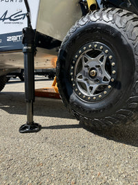 CarbonPro Hydraulic Jack with Mounting Clamps